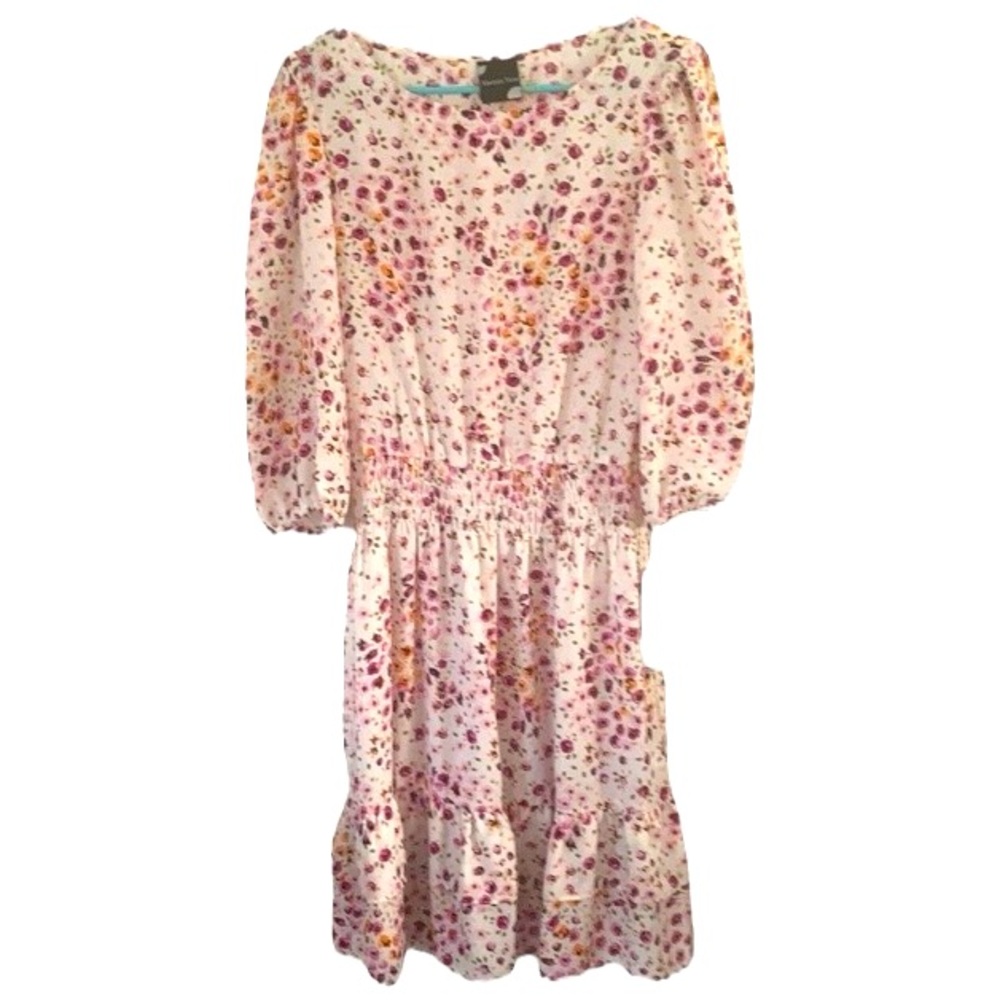 Maison Tara NEW Floral dress. NWT. Pinks. White. Size 8. Puff shoulder.